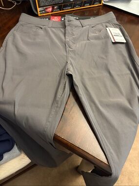 Spider Men's Gray Stretch Performance Pants
